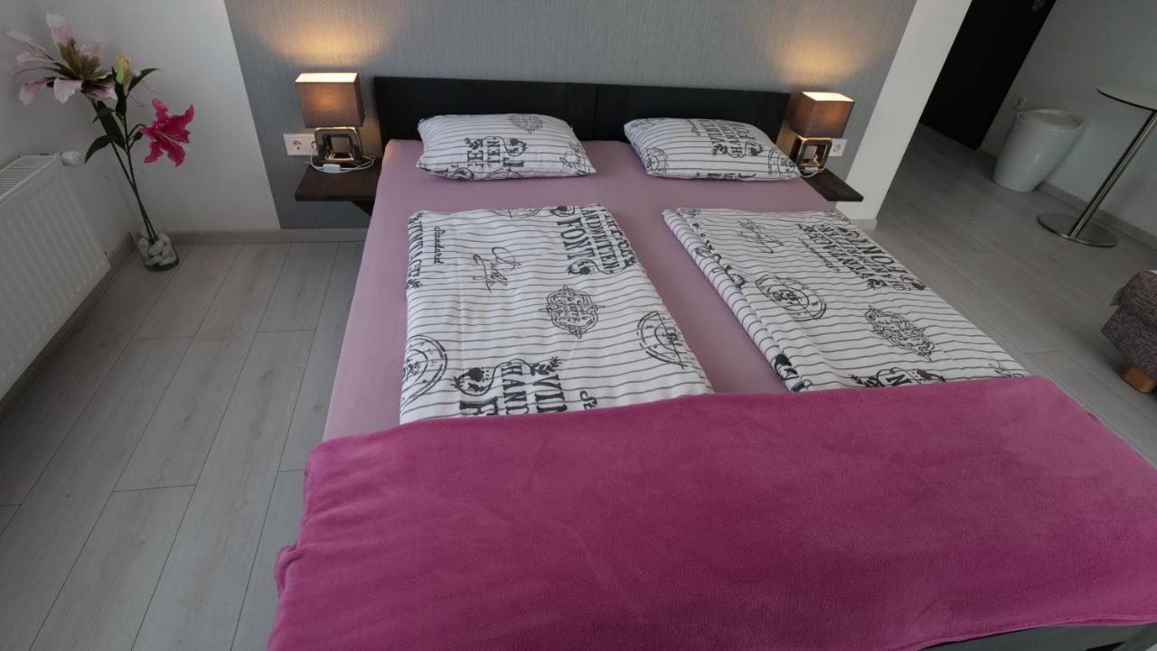 באלאטונפורד Anna Villa Fuered Boutique Rooms מראה חיצוני תמונה