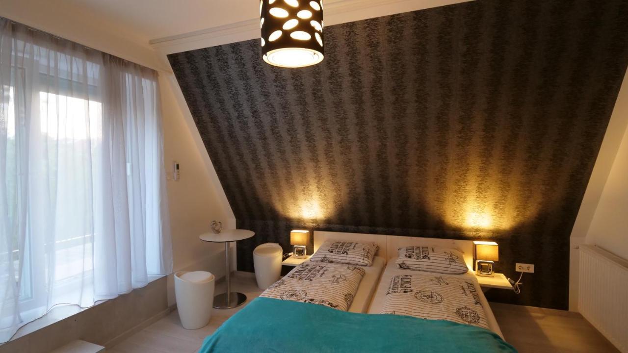 באלאטונפורד Anna Villa Fuered Boutique Rooms מראה חיצוני תמונה